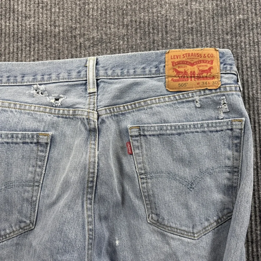 Levis 505 Jeans Mens 34x29 Light Wash Blue‎ Straight Leg Denim Distressed Casual